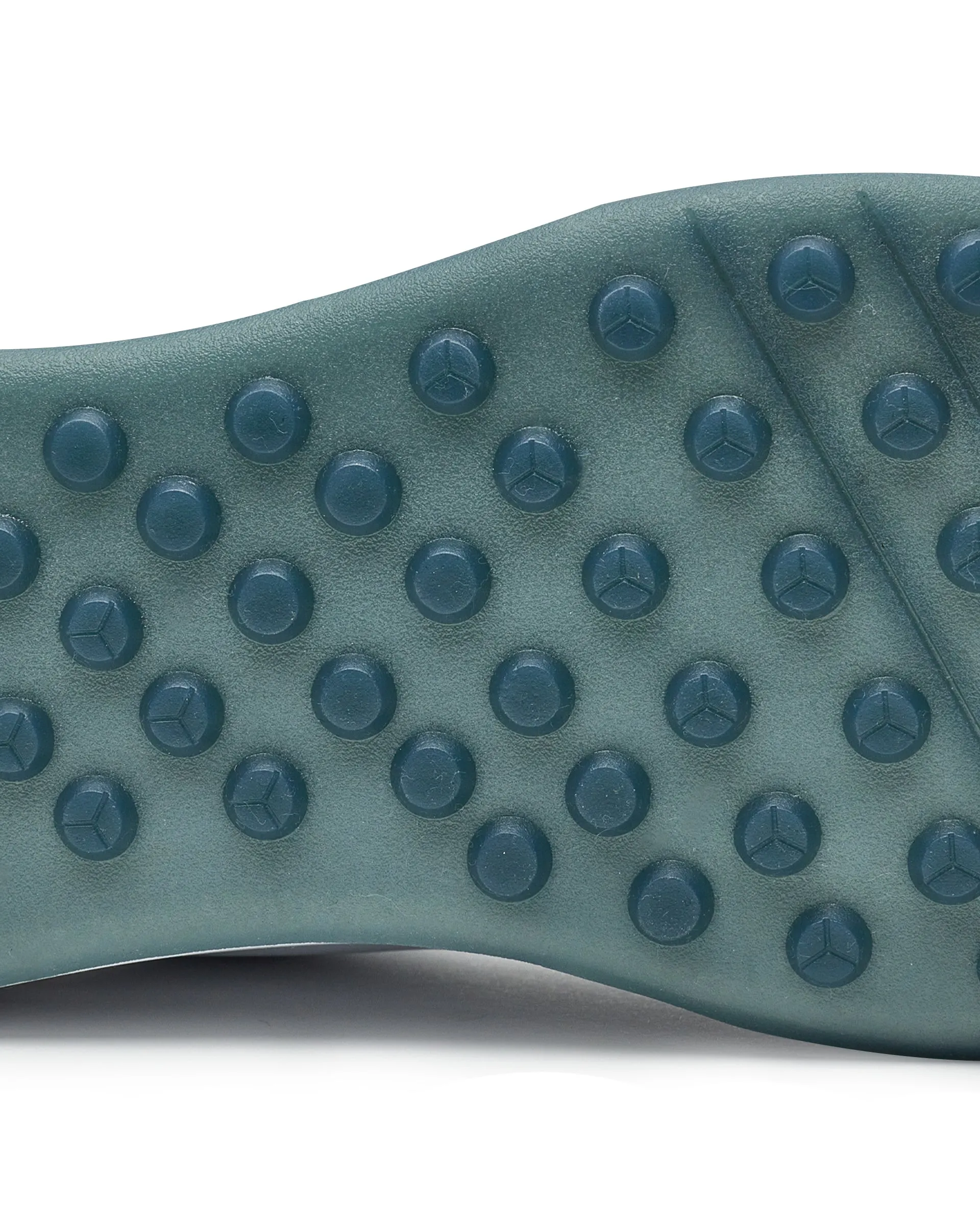 Court Shoe