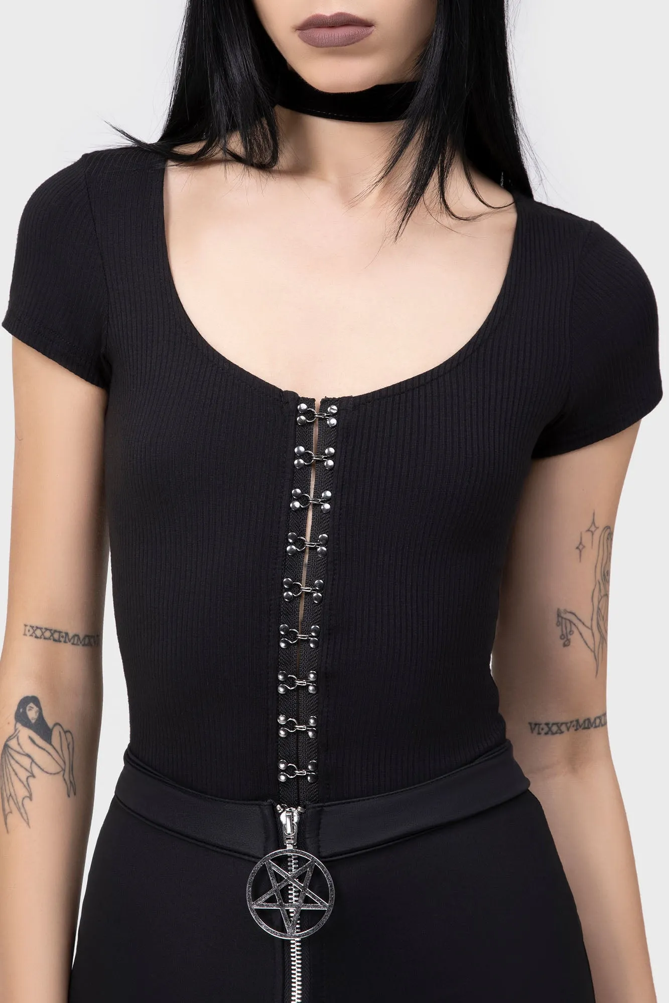 Eye C U Cap-Sleeve Top