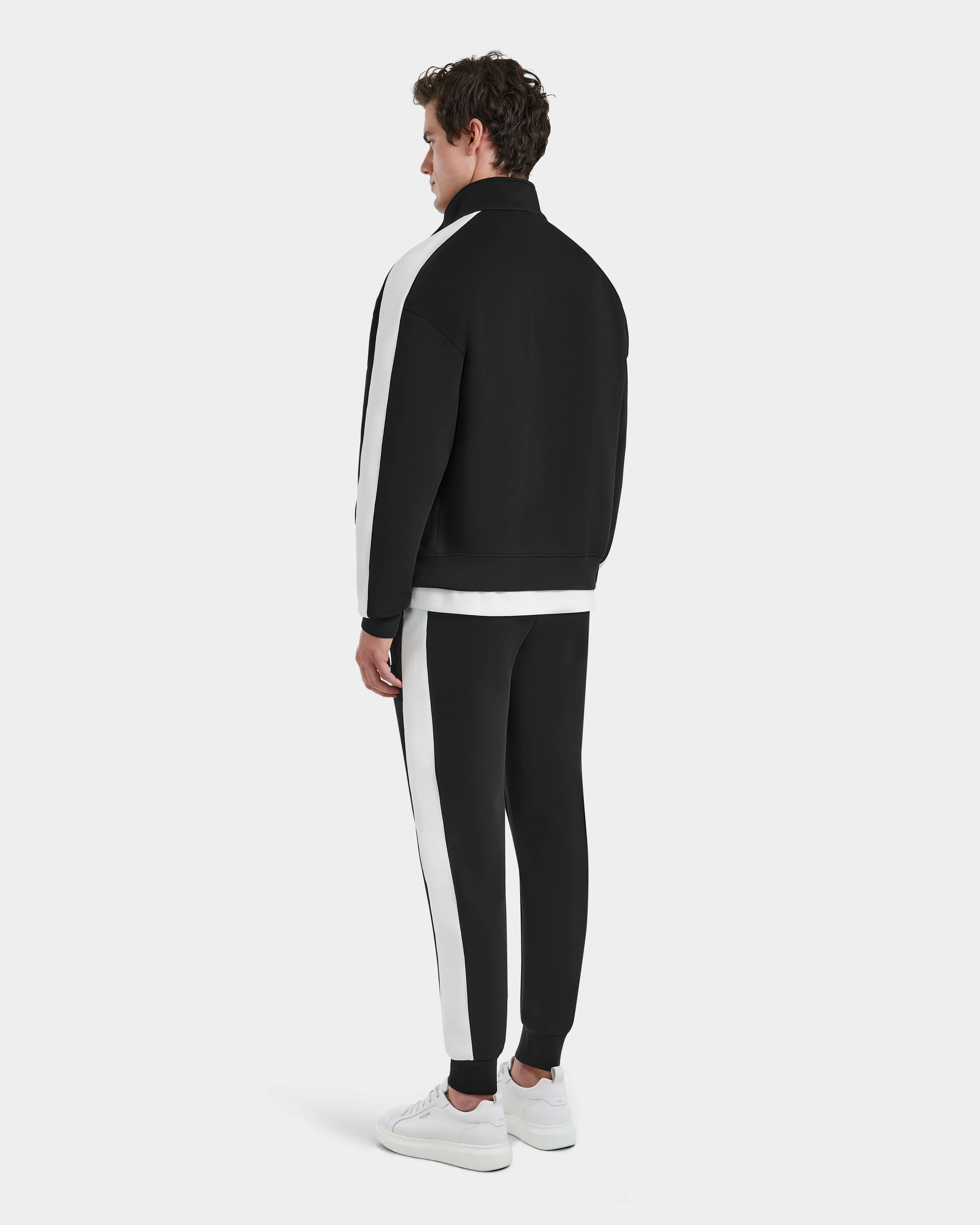 FOREST - 6525008 Black