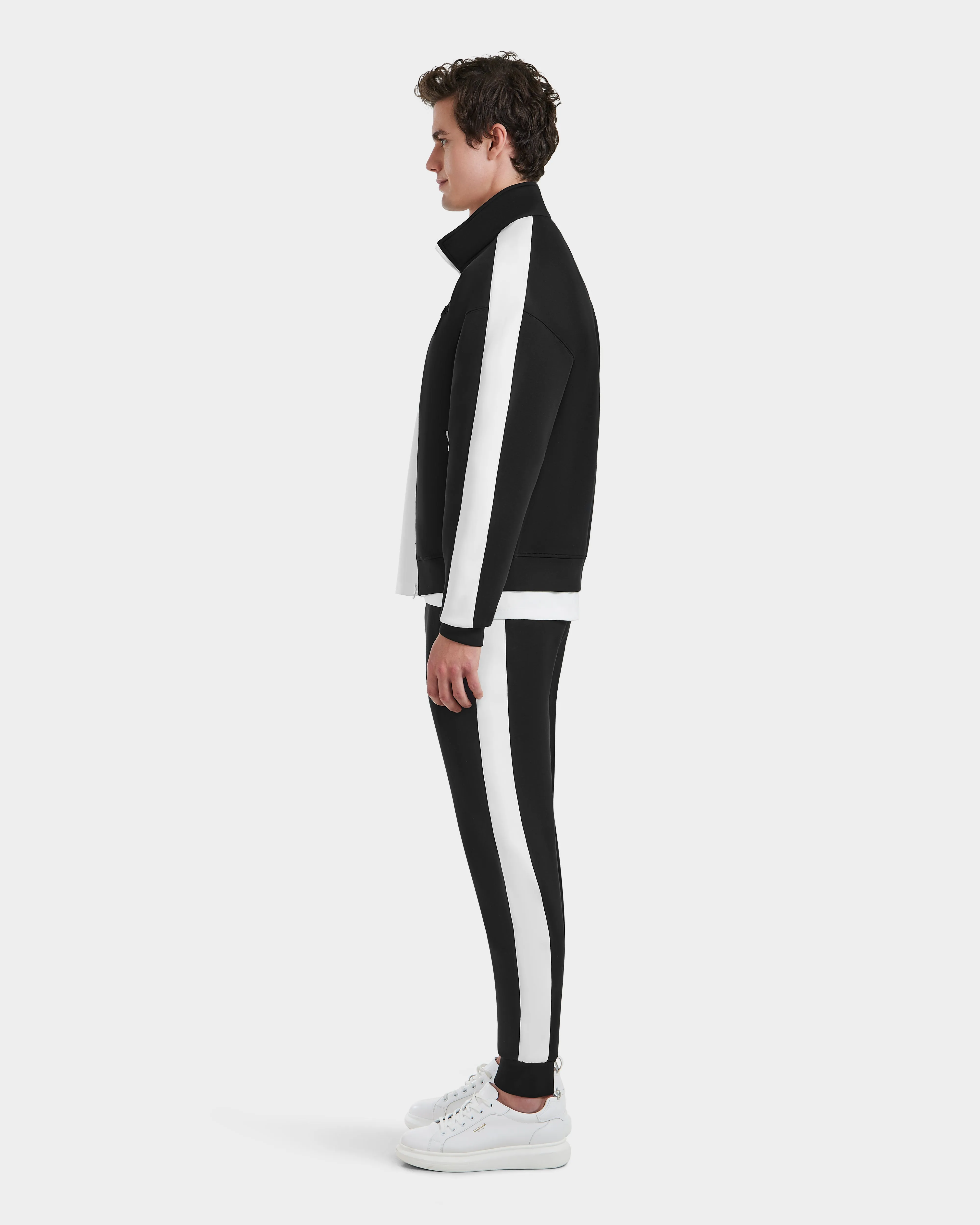 FOREST - 6525008 Black