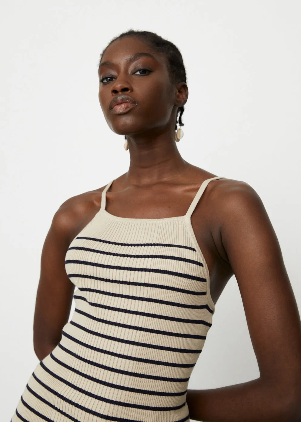 Halter Neck Sleeveless Knit Top