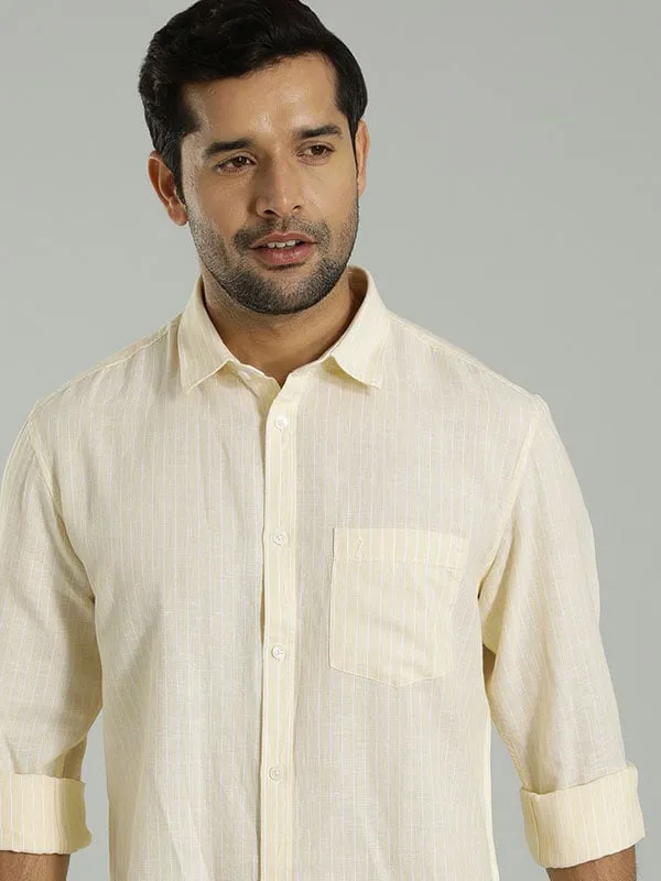 Men Striped Full Sleeve Cotton Blend Shirt